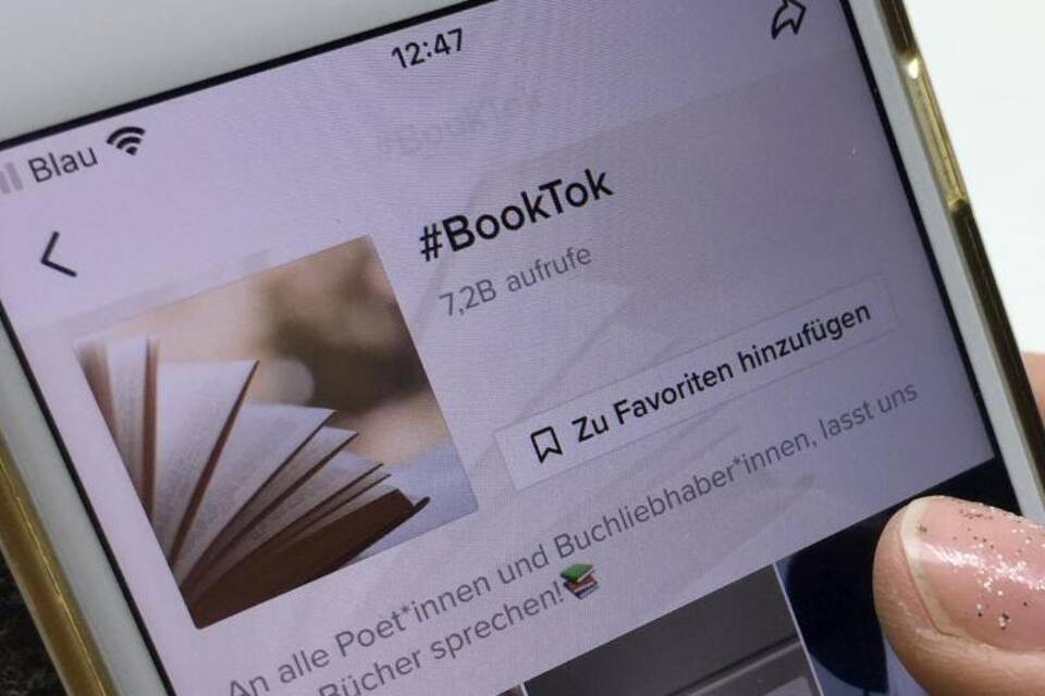 #BookTook bei TikTok