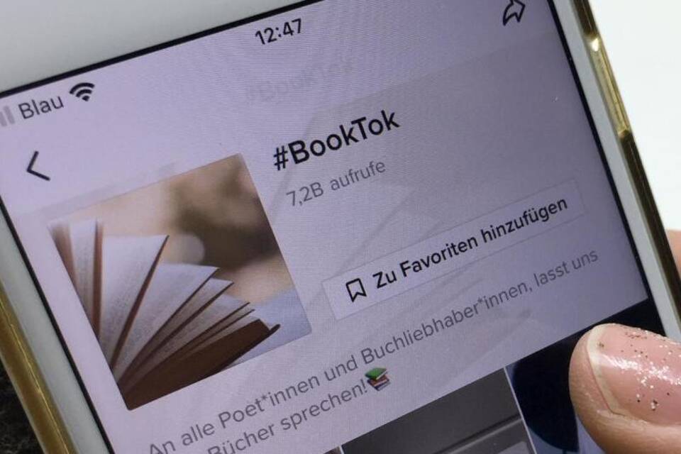 #BookTook bei TikTok #BookTook bei TikTok
