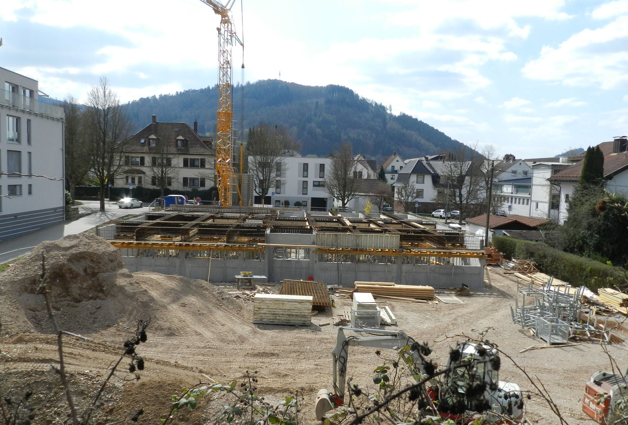 Eberbach: Wo Mauern in die Höhe wachsen - Eberbach - RNZ