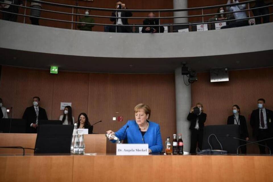 Kanzlerin Merkel sagt im Wirecard-Ausschuss aus