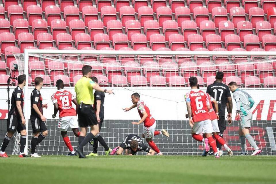 FSV Mainz 05 - Bayern München FSV Mainz 05 - Bayern München