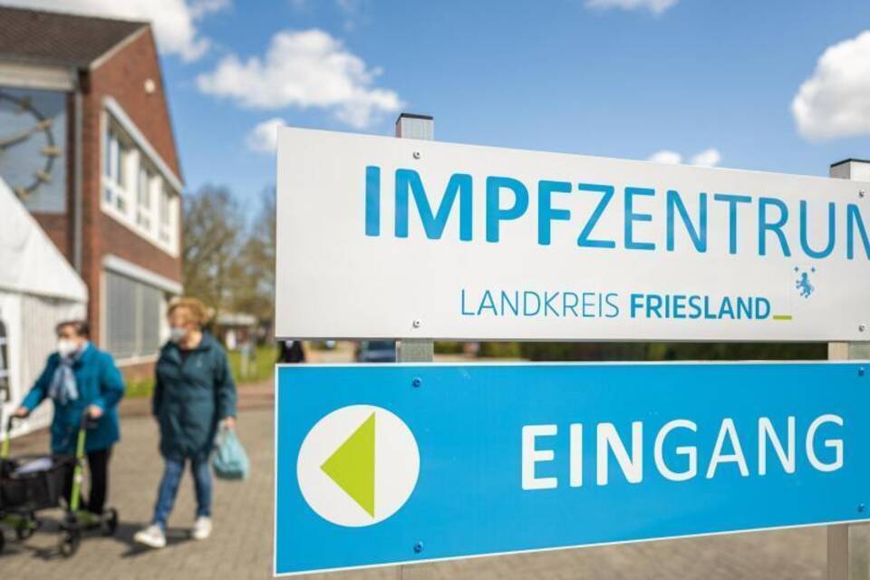 Kochsalzlösung statt Biontech gespritzt Kochsalzlösung statt Biontech gespritzt