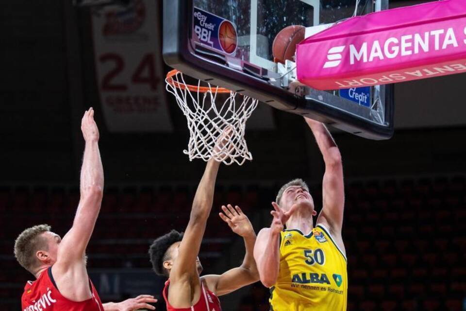 FC Bayern München - Alba Berlin FC Bayern München - Alba Berlin