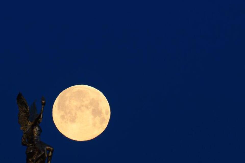 Supermond Supermond