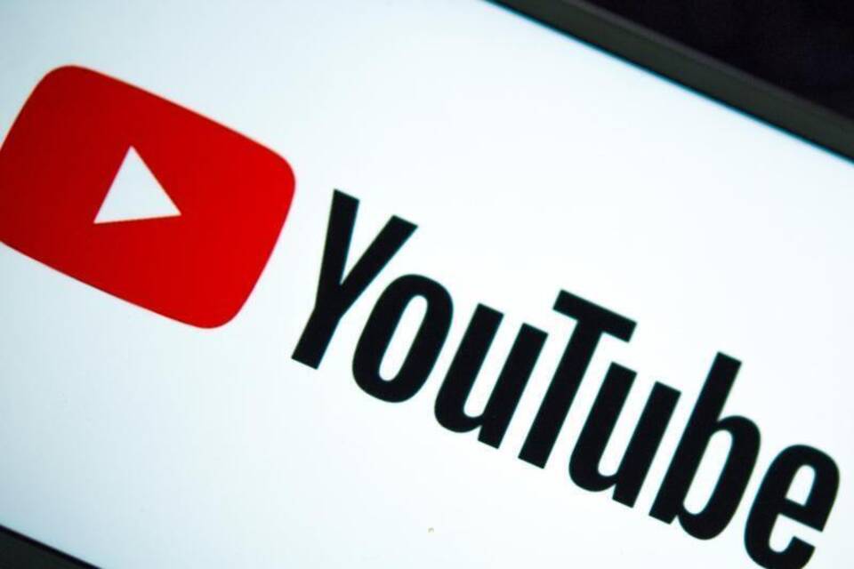 YouTube YouTube