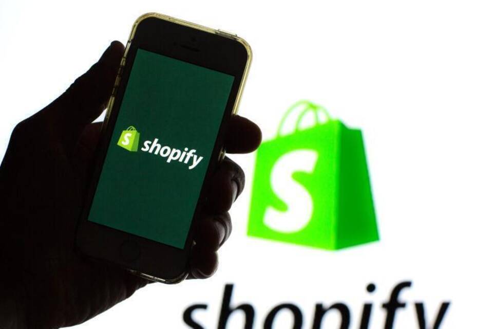 Shopify Shopify