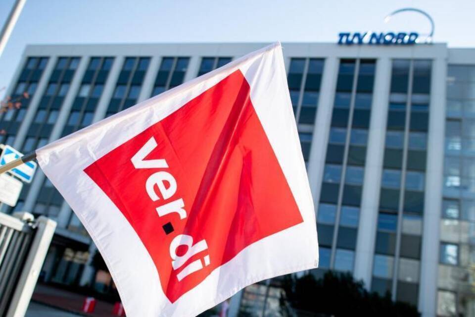 Warnstreik beim TÜV Warnstreik beim TÜV