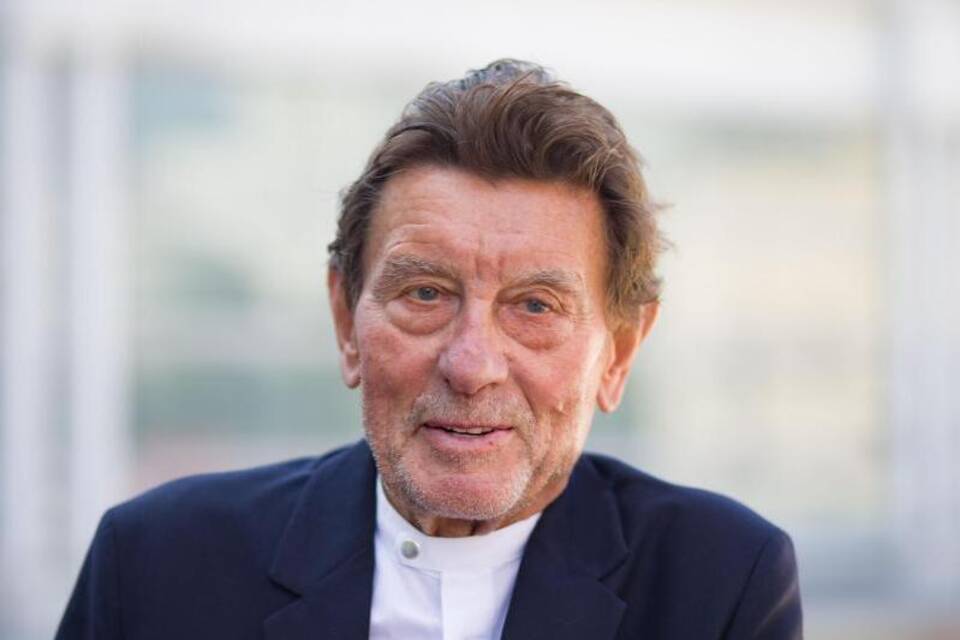 Helmut Jahn Helmut Jahn