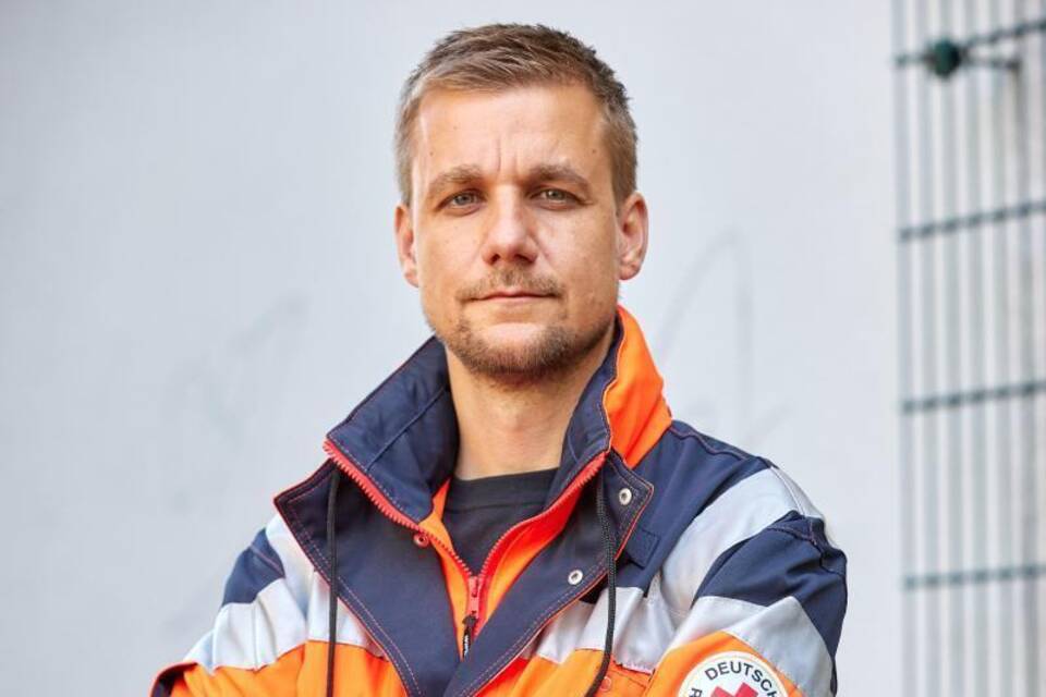 Tobi Schlegl Tobi Schlegl