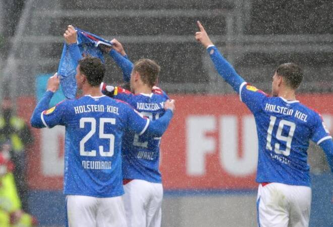 2. Liga: Kiel hat Relegation sicher - Ein Sieg fehlt zur ...