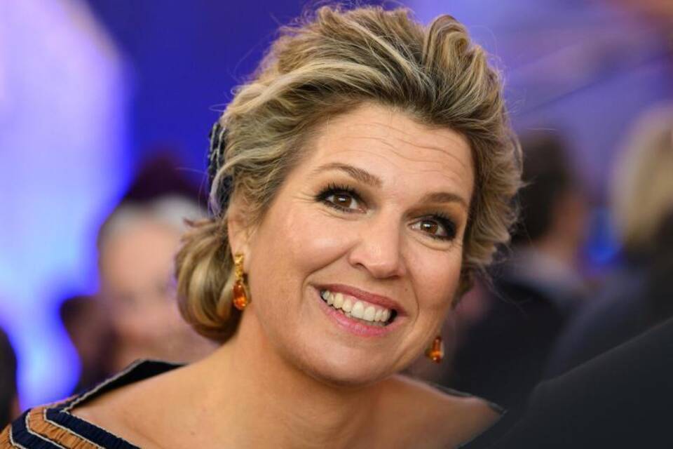 Máxima wird 50 Máxima wird 50