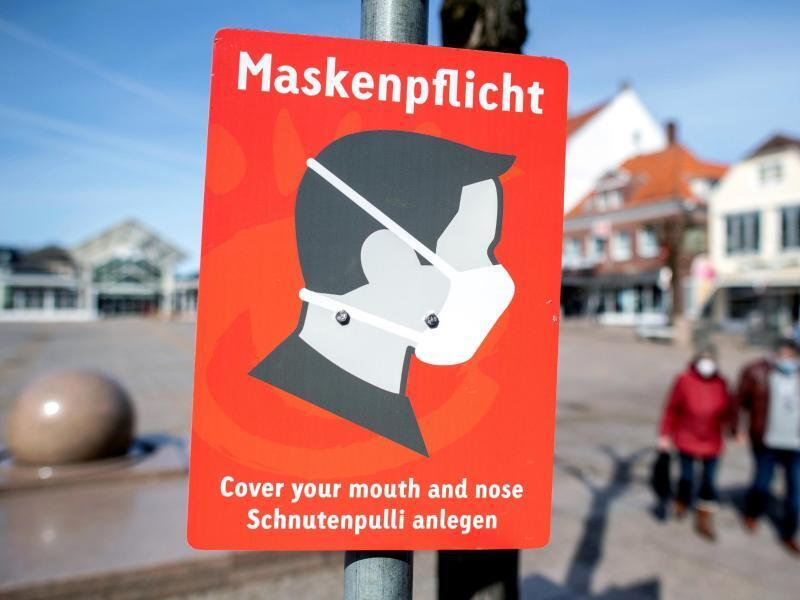 Corona-Lockerungen: Niedersachsen will Maskenpflicht beim ...