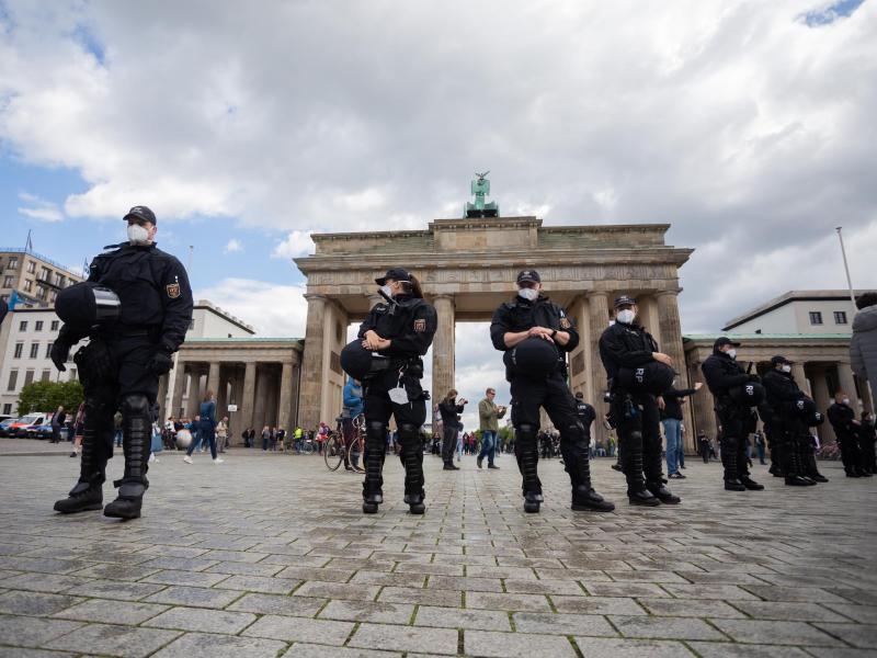 Pfingsten in der Hauptstadt: Trotz Demo-Verboten: Kleinere ...