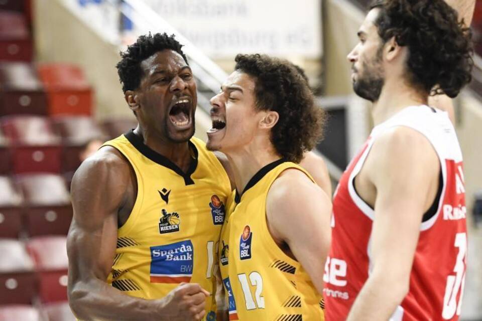 MHP Riesen Ludwigsburg - Brose Bamberg