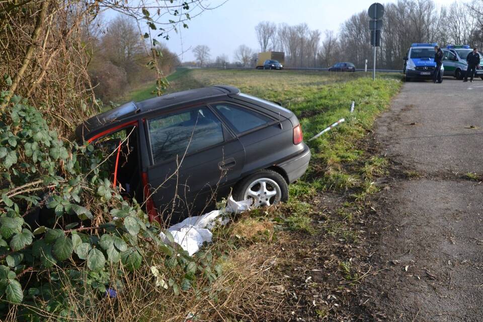 Altlußheim Flucht Unfall Priebe