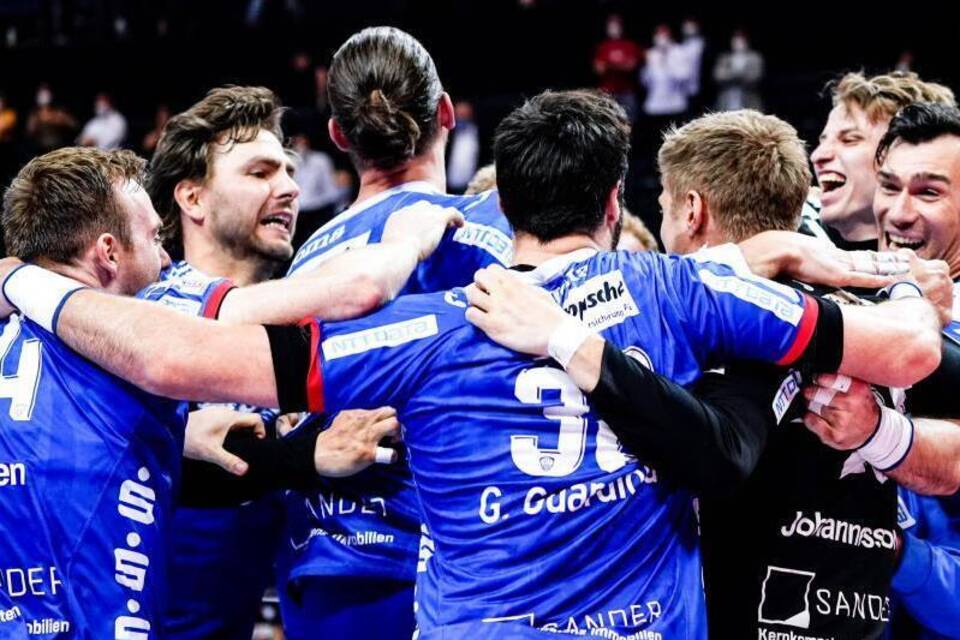 TBV Lemgo Lippe - THW Kiel TBV Lemgo Lippe - THW Kiel