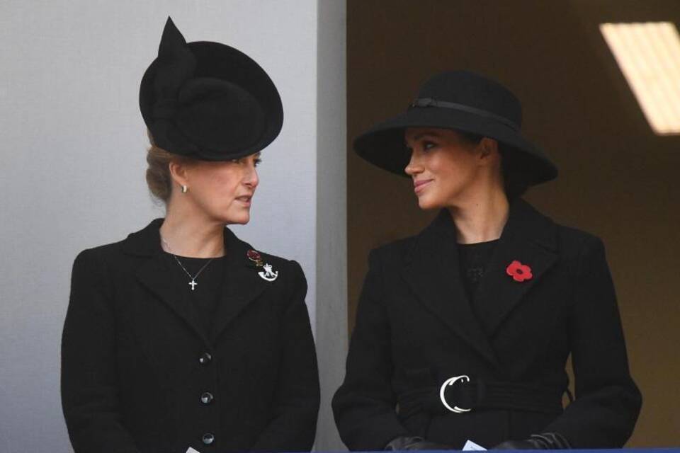 Sophie und Meghan Sophie und Meghan