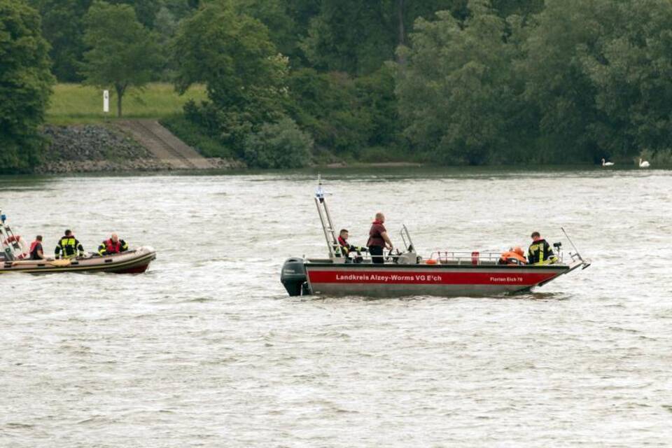 Badeunfall im Rhein Badeunfall im Rhein