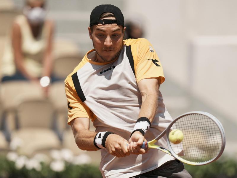 Tennis in Paris: Viele verpasste Chancen: Struff scheidet ...