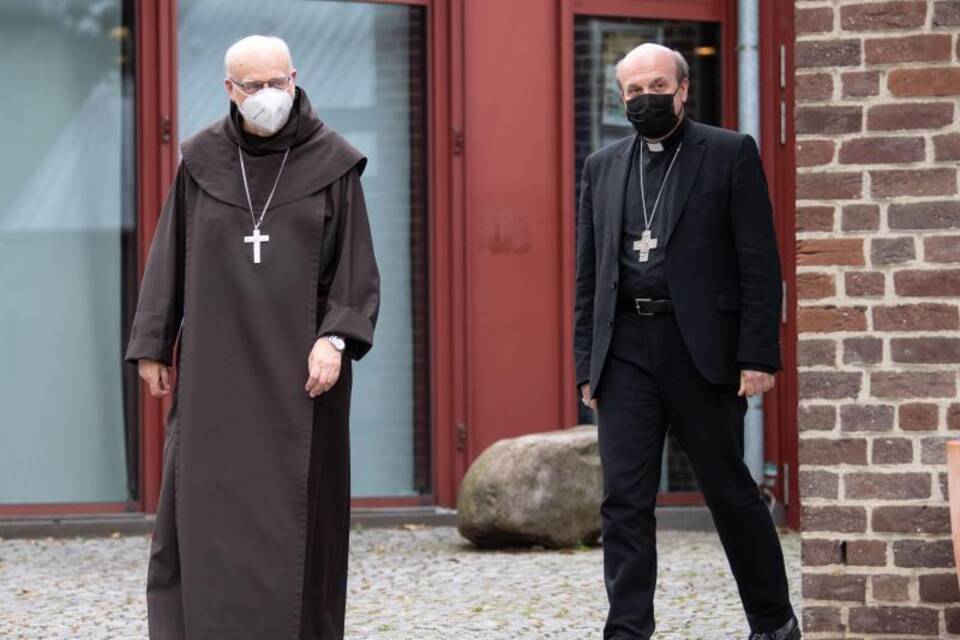 Apostolische Visitatoren in Köln eingetroffen