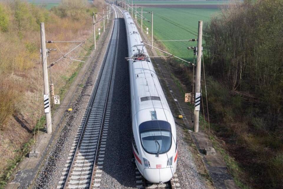 Zugverkehr Zugverkehr