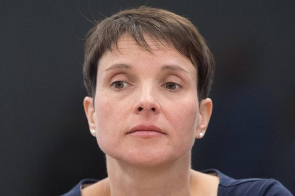 Prozess gegen Petry Prozess gegen Petry