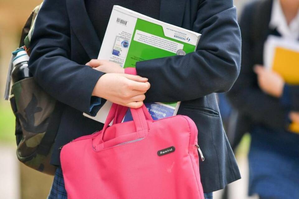 Sexuelle Belästigung an Schulen Sexuelle Belästigung an Schulen