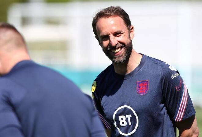 Erstes EM-Topspiel: Titelkandidat England gegen ...