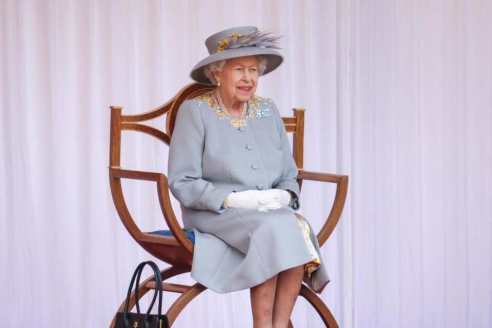 Militärparade zum 95. Geburtstag der Queen