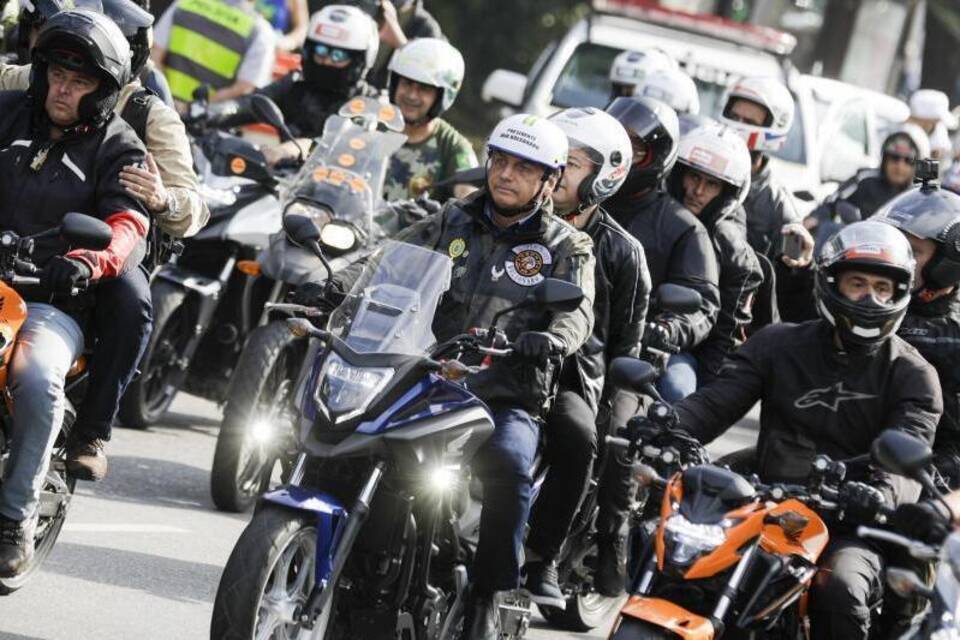 Bolsonaro auf Motorrad