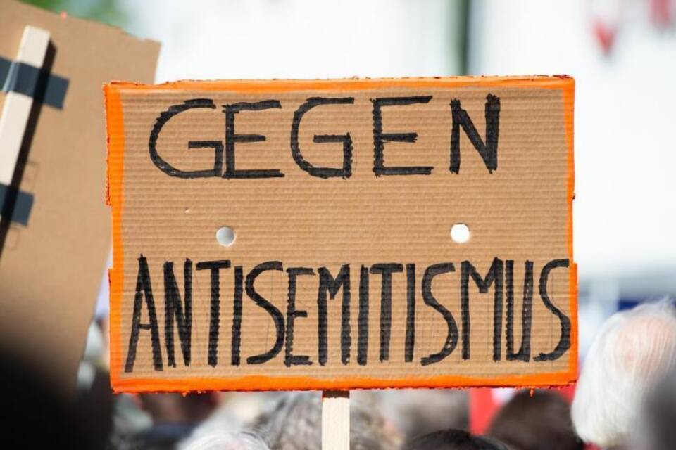 Antisemitische Straftaten sollen präziser erfasst werden Antisemitische Straftaten sollen präziser erfasst werden