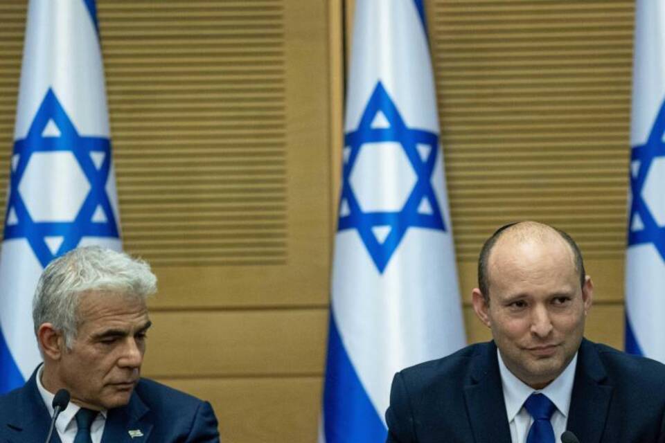 Bennet unf Lapid Bennet unf Lapid