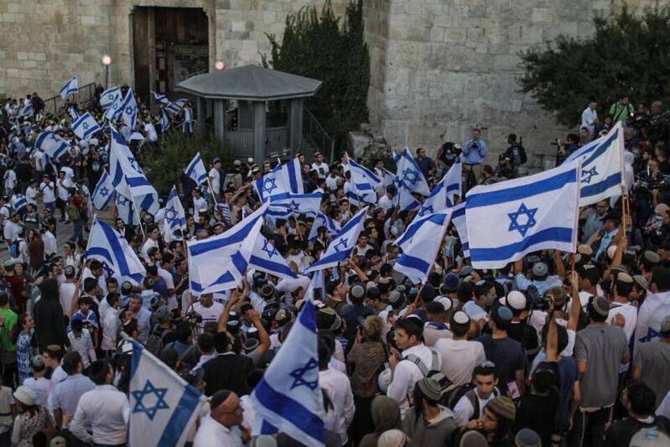 Flaggenmarsch in Jerusalem
