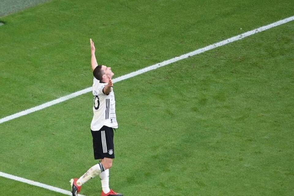 Überragend Überragend