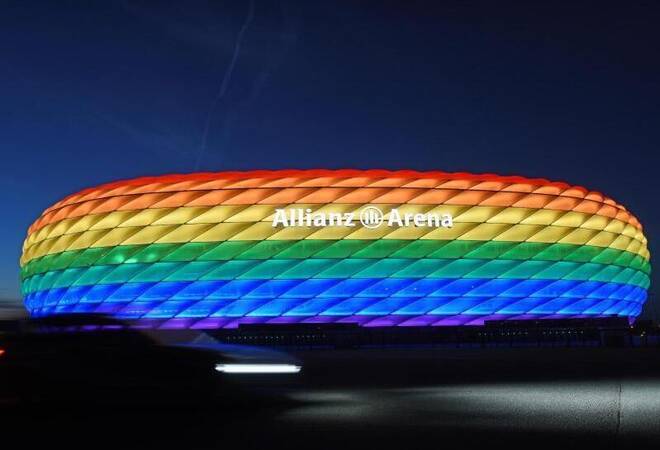 Fußball-EM: Weiter Debatte um Regenbogen-Verbot - Orban ...