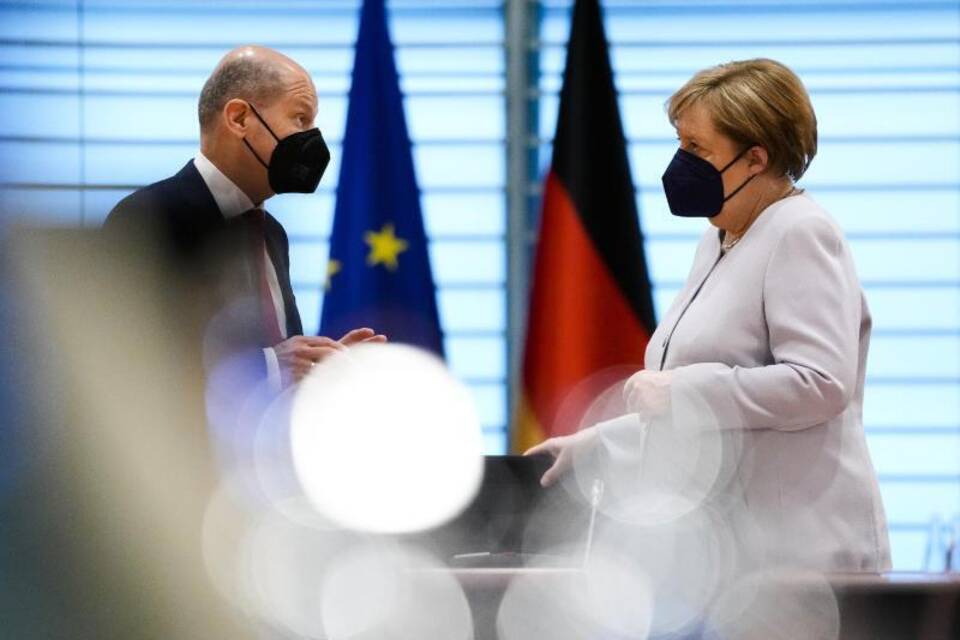Scholz und Merkel