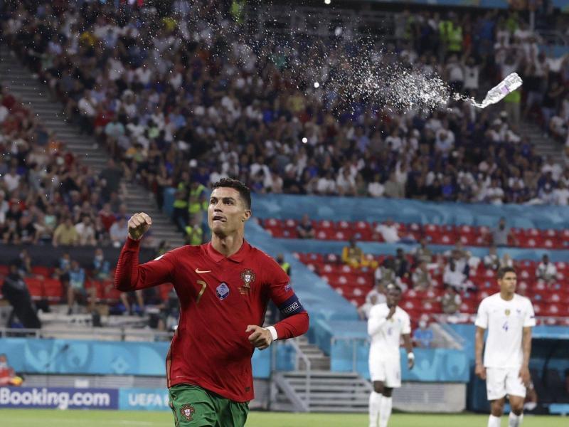 Fußball-EM: Elfmeter-Festival und Rekorde: Portugal 2:2 ...