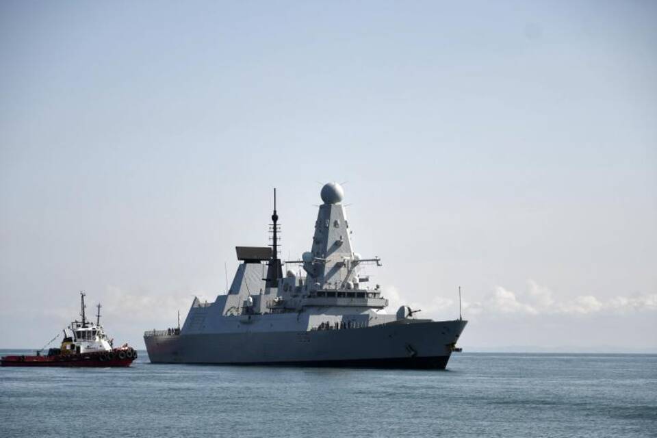 "HMS Defender"