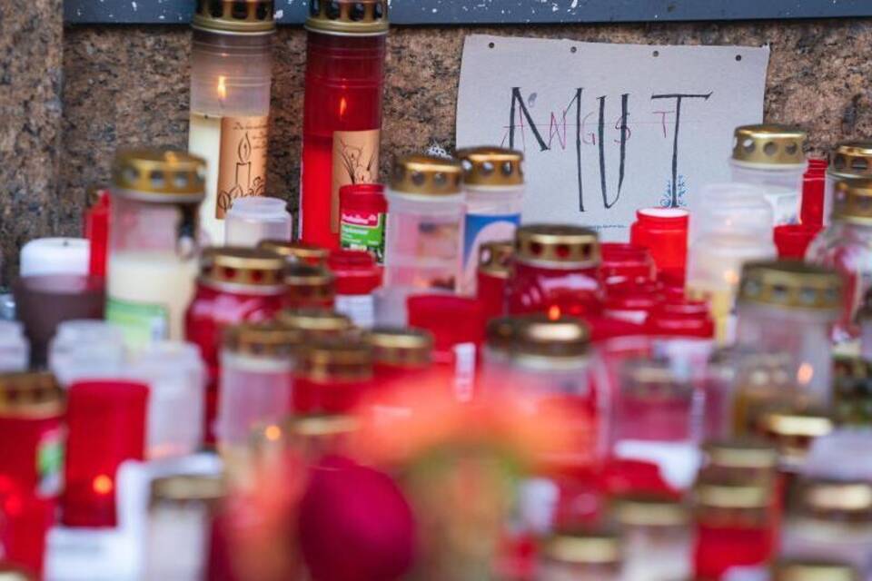 Nach Messerattacke in Würzburg Nach Messerattacke in Würzburg