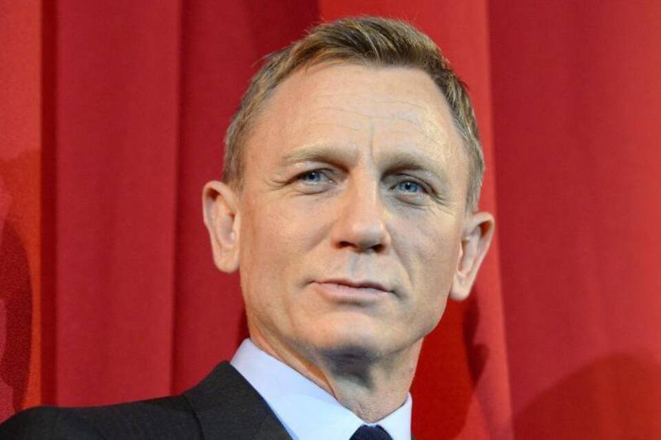 Daniel Craig