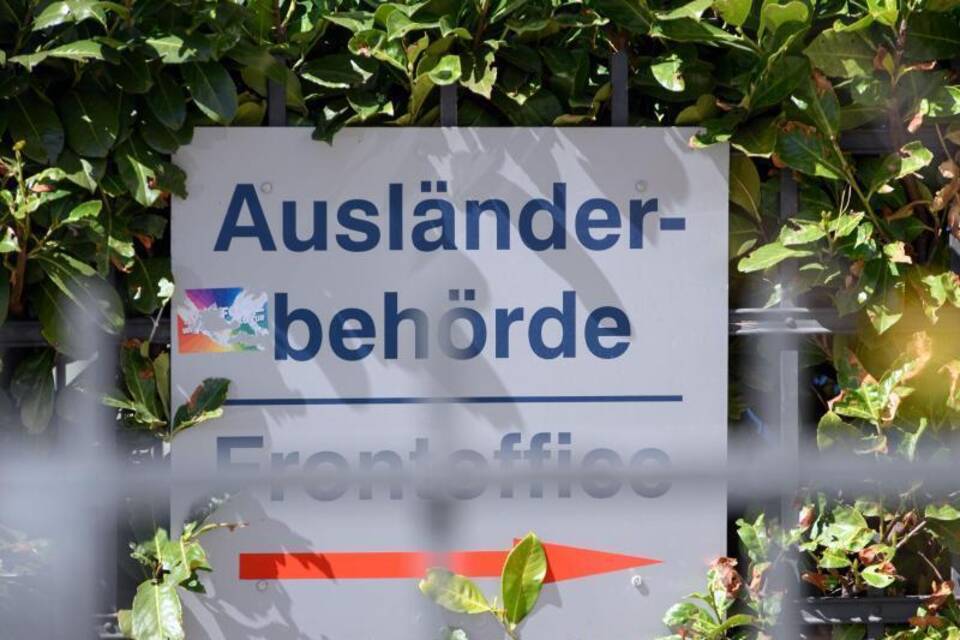 Ausländerbehörde