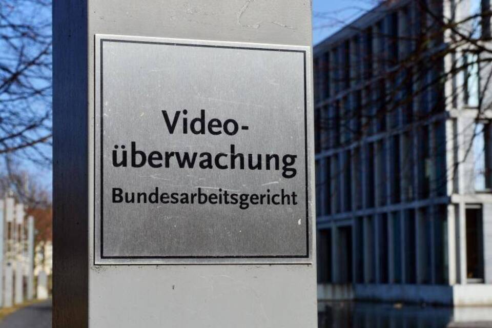 Bundesarbeitsgericht setzt Grenzen für Mitarbeiter-Überwachung - Wirtschaft Regional - Rhein ...