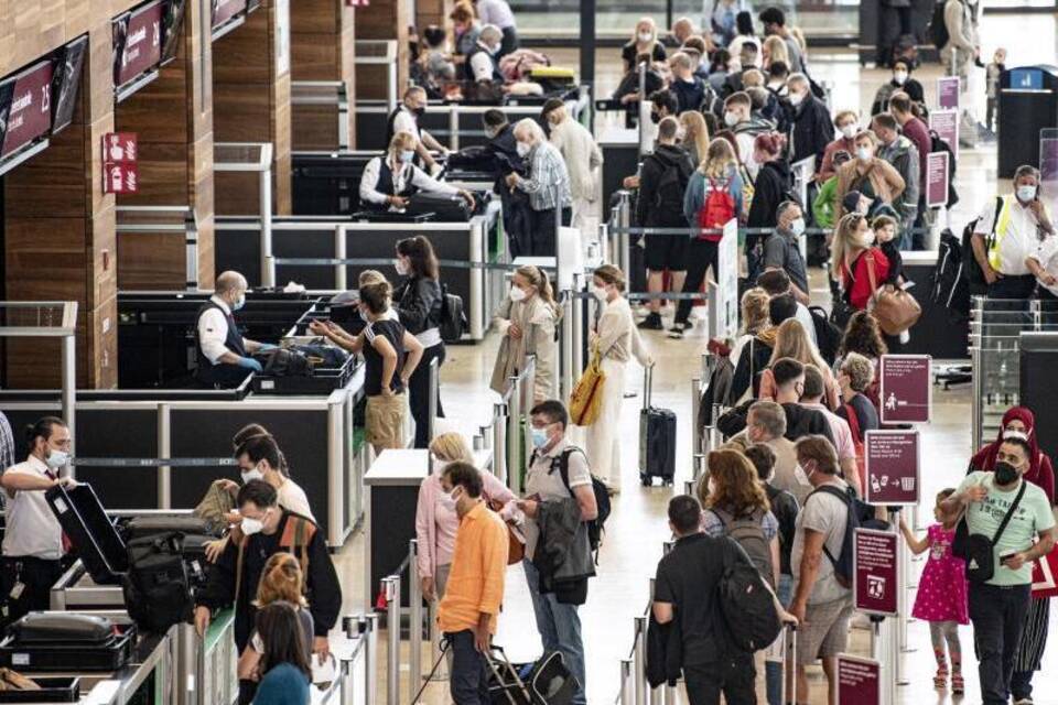 Flughafen Flughafen