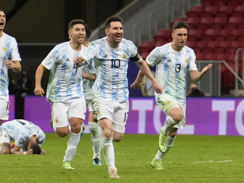 Copa América: Argentinien besiegt Kolumbien - Traumfinale ...