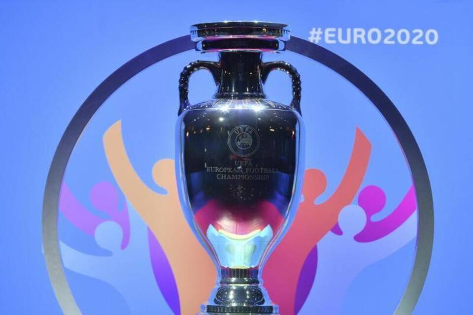 Der EM-Pokal Der EM-Pokal