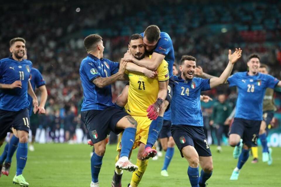 Jubelnde Italiener Jubelnde Italiener