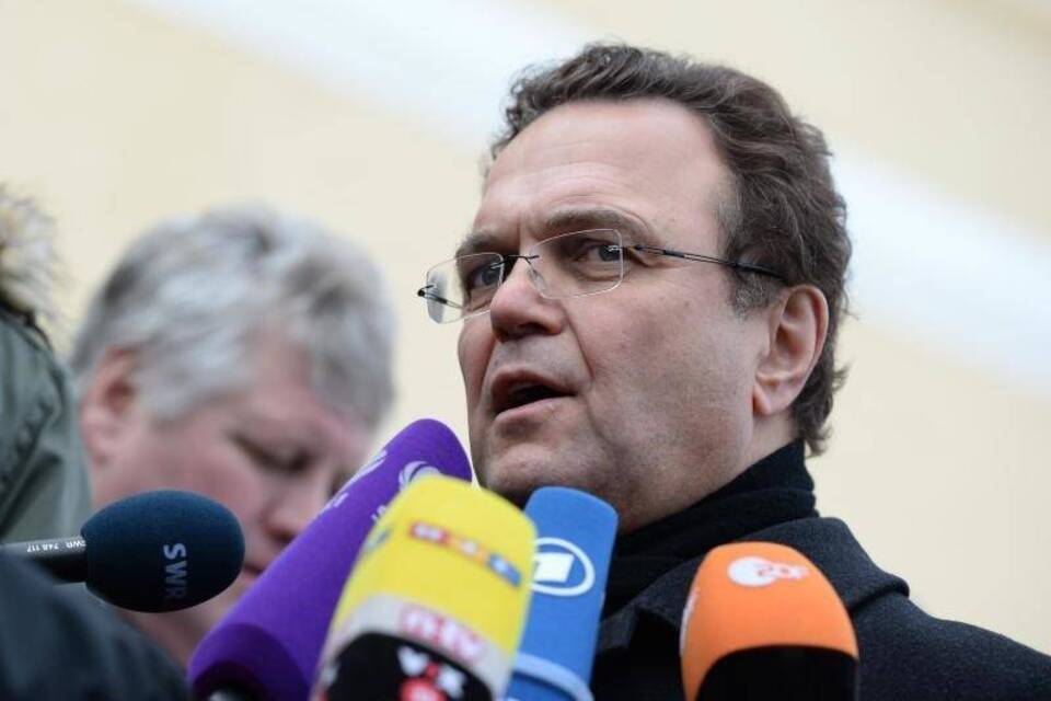 Hans-Peter Friedrich Hans-Peter Friedrich