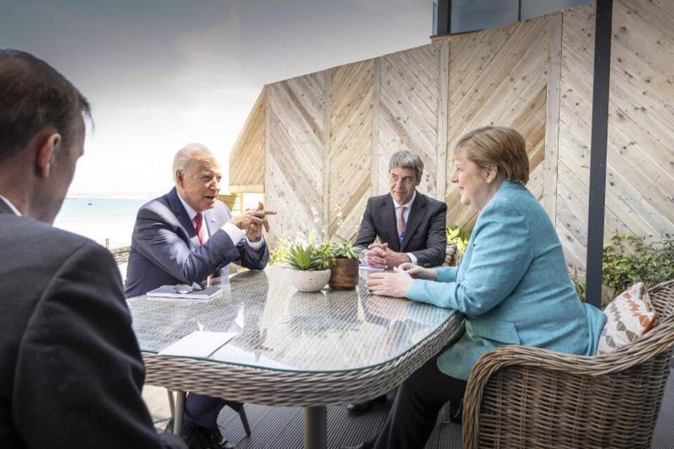 Angele Merkel + Joe Biden