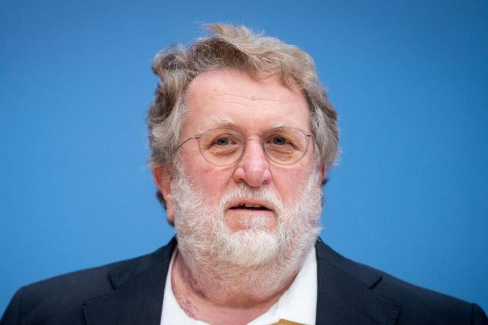 Thomas Mertens Thomas Mertens