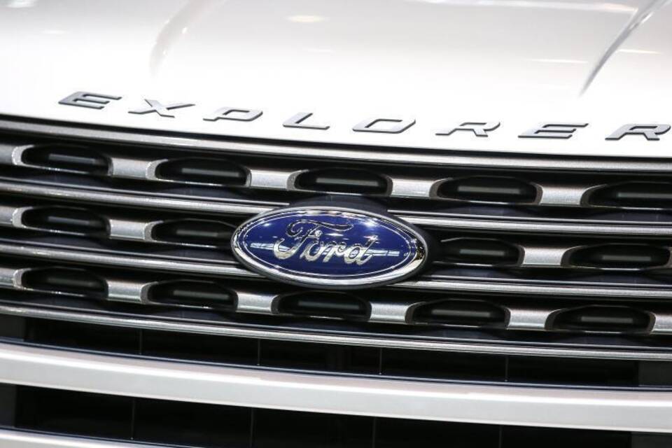 Ford-Explorer Ford-Explorer